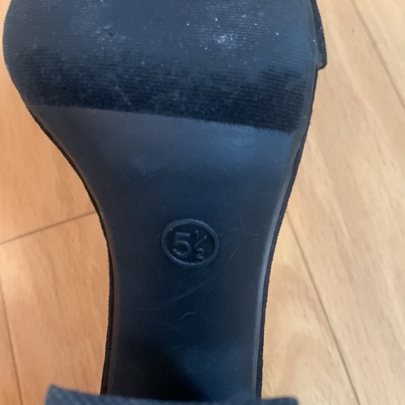 Merona (Target brand) strappy heels - Picture 6 of 7